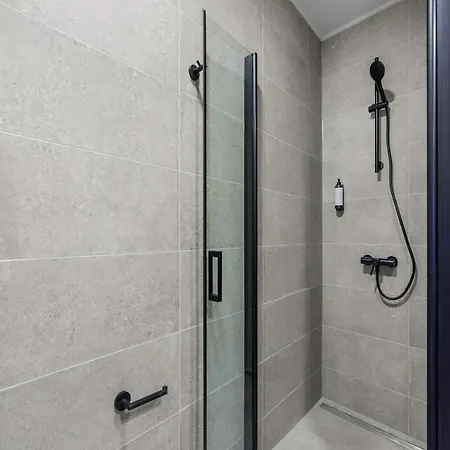 Luxury With Private Swimming Pool Villa *