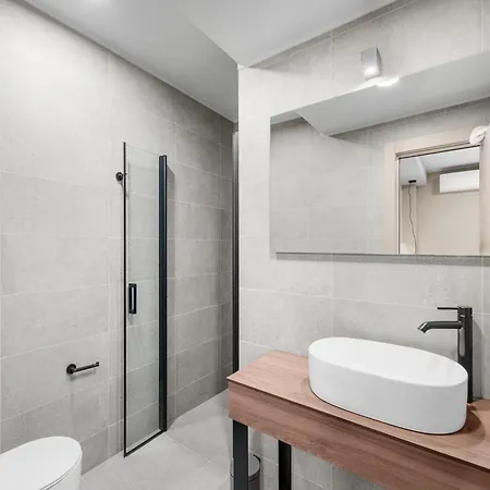 Near With Pool 别墅 布罗托尼贾