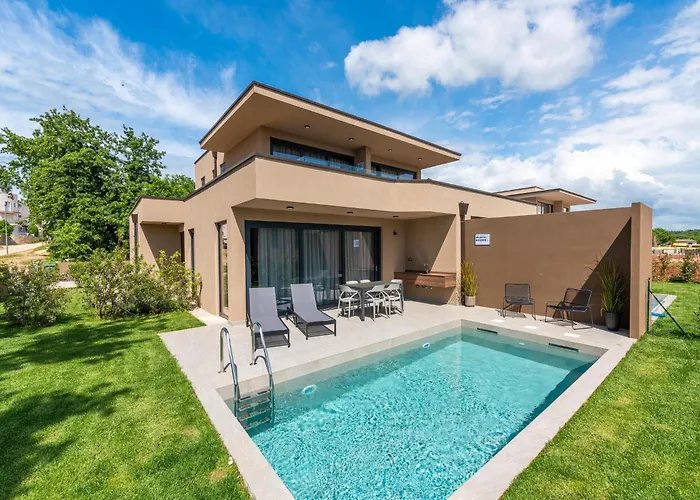 Near With Pool Villa