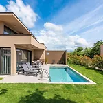 Near With Pool Brtonigla