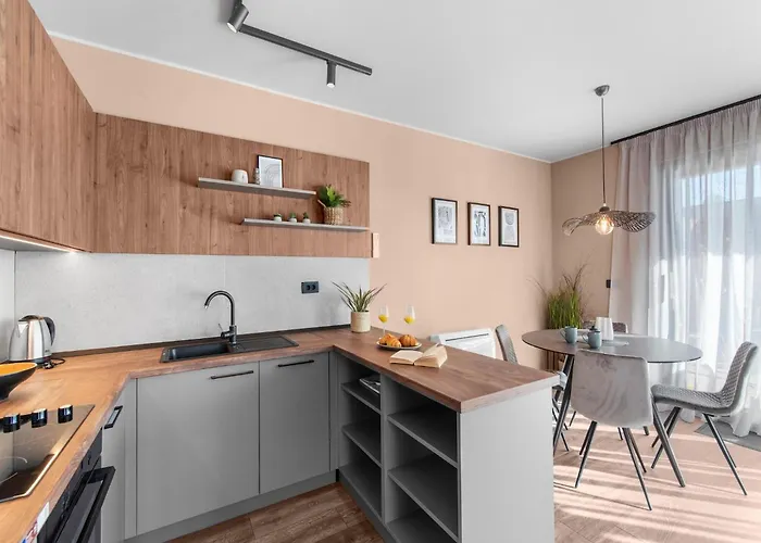 Villa Near With Pool *